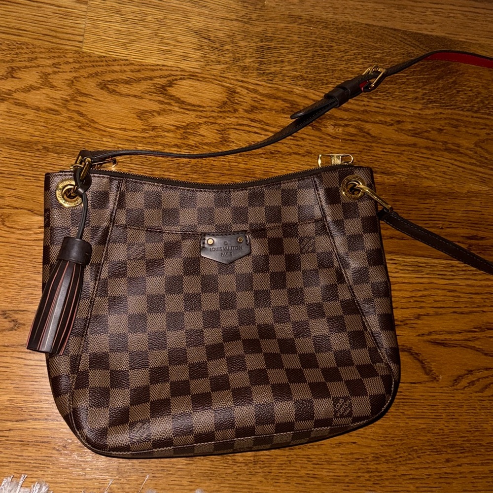 Louis Vuitton South Bank Besace